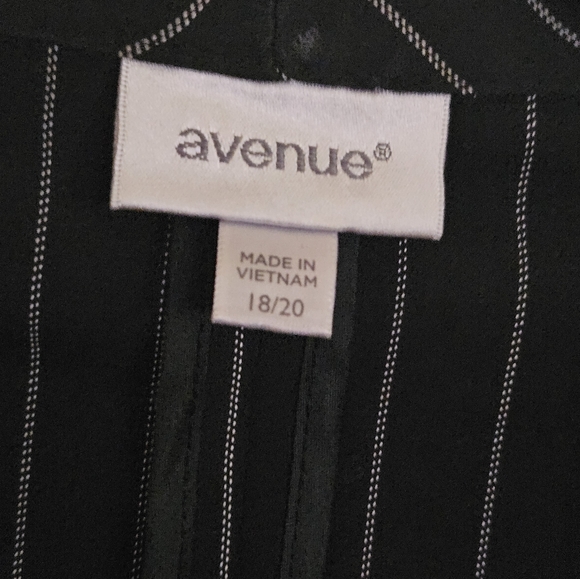 Jacket - Picture 4 of 4